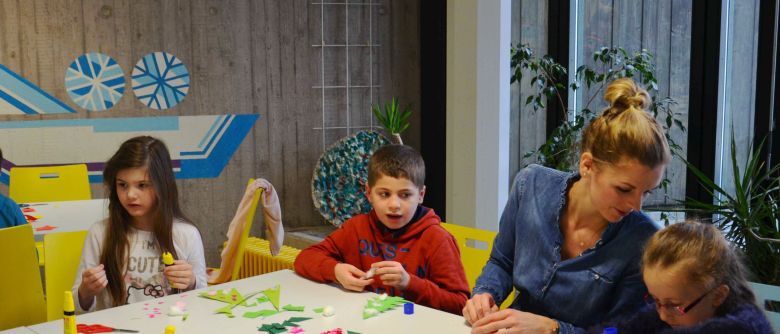 1BKSP gestaltet Feiertag an der Carl-Orff-Schule