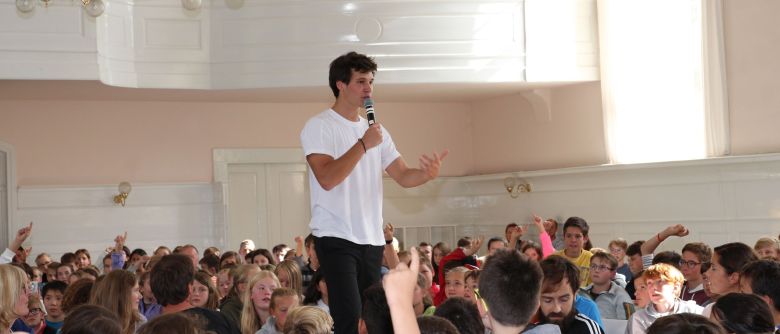 Wincent Weiss singt exklusiv für die Zinzendorfschüler