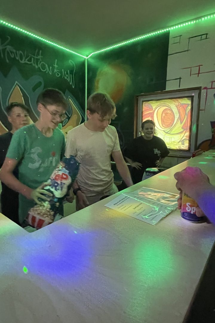 club_10.jpg