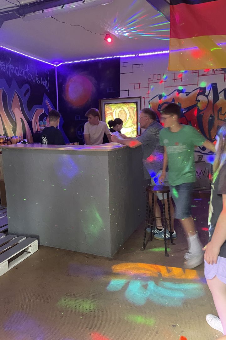 club_6.jpg