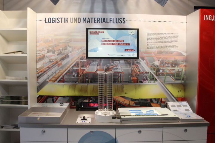 discover_industry_4.jpg