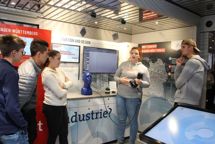 discover_industry_6.jpg