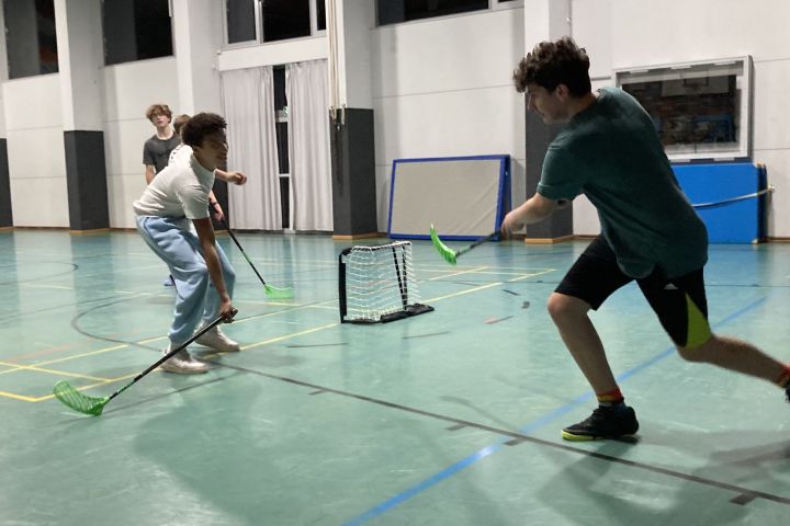 Erfolgserlebnisse in der Floorball-AG