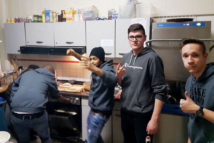 food_4.jpg