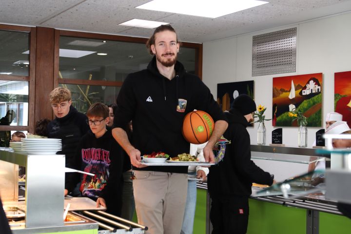 jahresbericht_zinzendorfschulen_2023_05.jpg