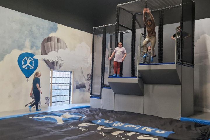 jumping_3.jpg