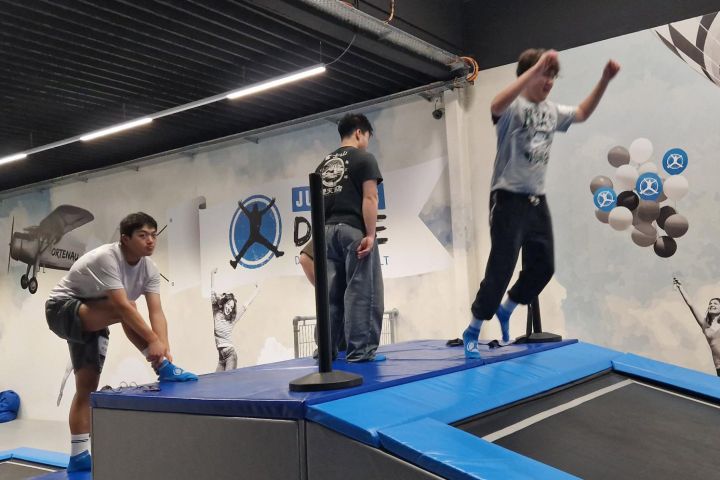 jumping_7.jpg