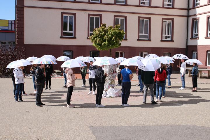 "Paradise Lost?" Kunstschüler drehen Video für LRA-Wettbewerb