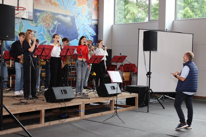 schulfest_4_3.jpg