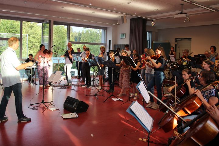 Sommerserenade verbreitet trotz launischem Wetter Sommerlaune 