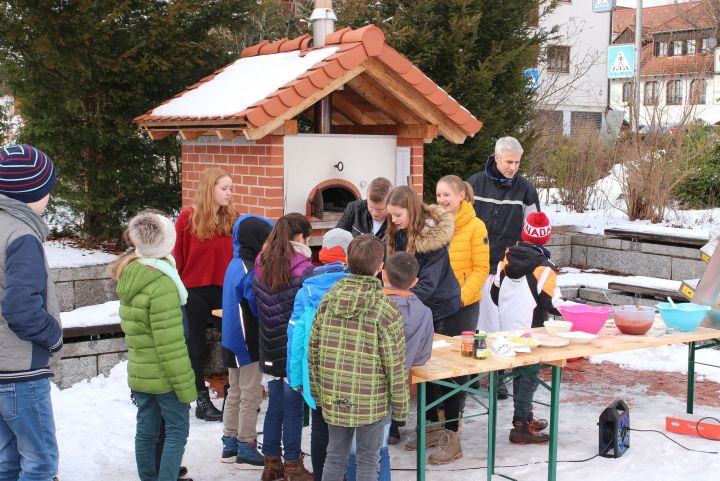 vierklaesslerparty_3.jpg