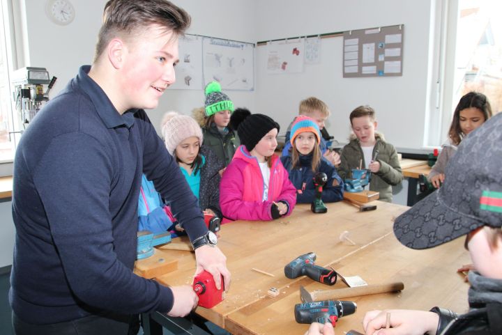 vierklaesslerparty_8.jpg