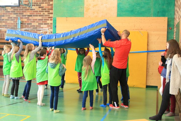viertklaesslerparty_3_1.jpg