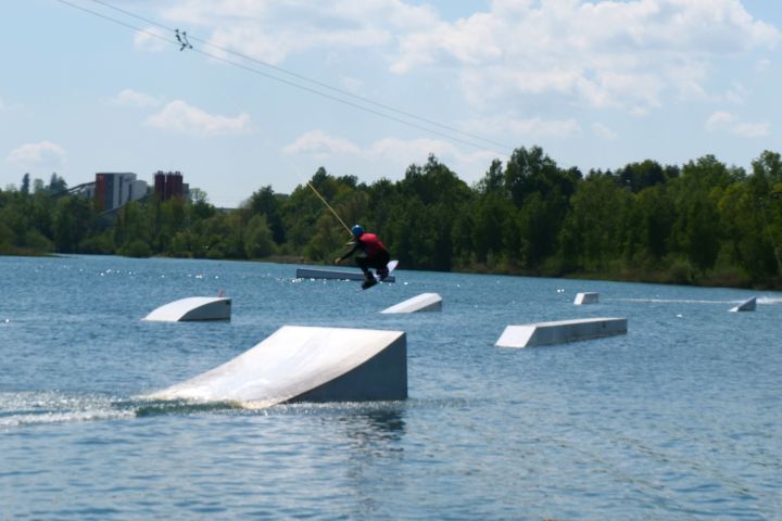 wakeboard_2.jpg