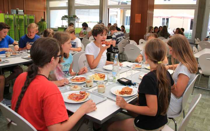 Ganztagsbetreuung im Tagesinternat Ganztagsbetreuung im Tagesinternat