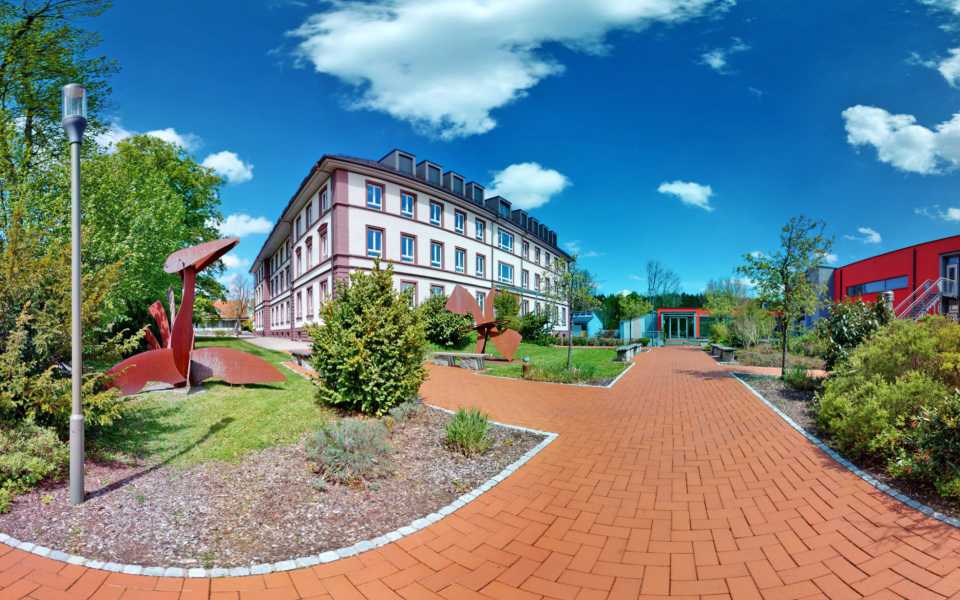 Virtuelle Rundgänge - Unsere Schulgebäude in 360-Grad-Ansichten